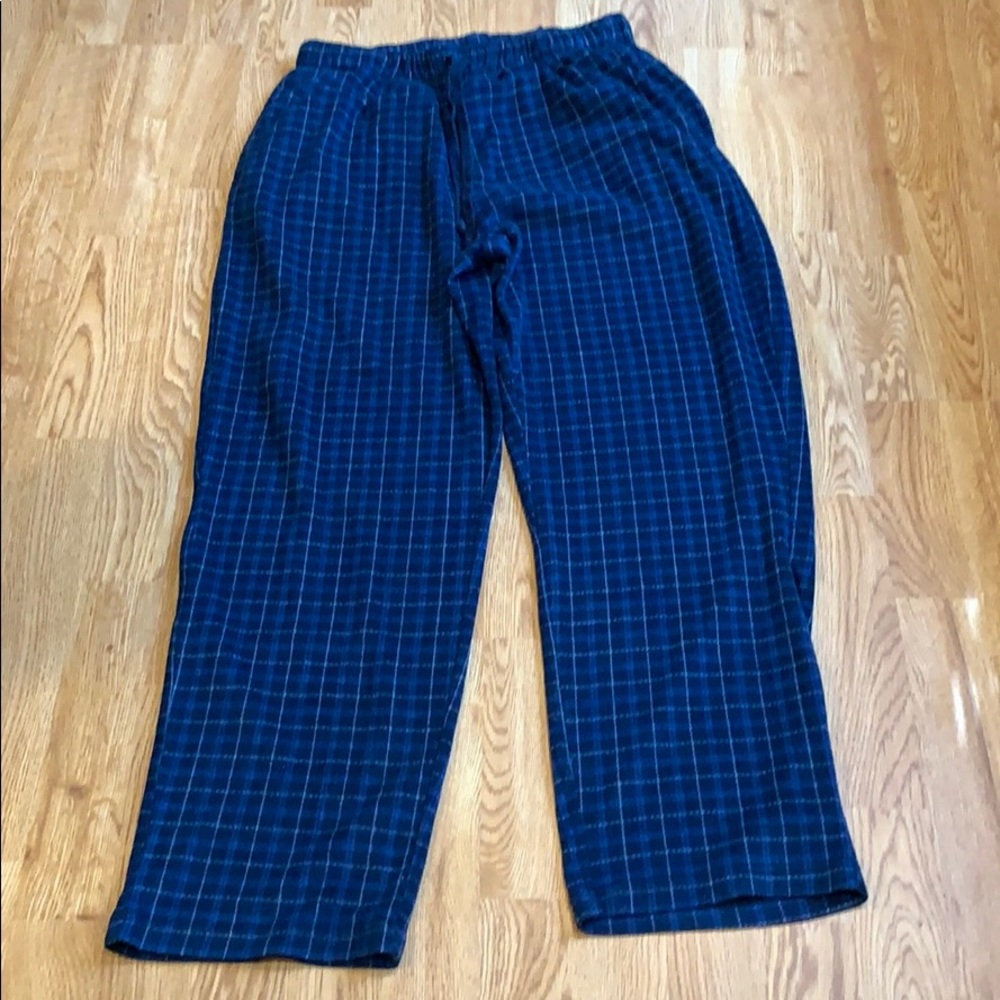 Nautica men’s blue plaid sleep pants, medium. - Picture 3 of 4